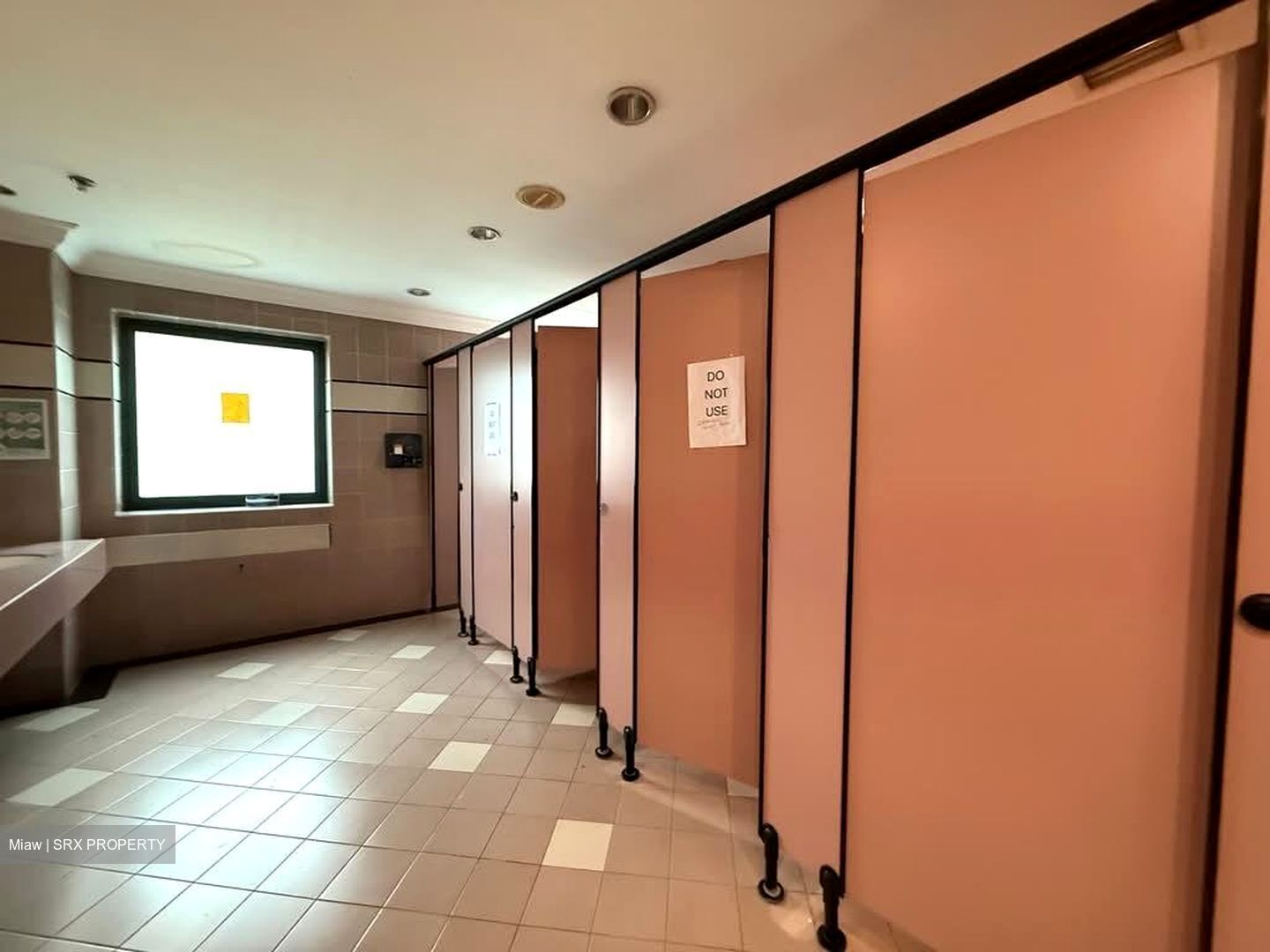 Ntuc Lifestyle Centre (jurong) (D22), Office #586030441